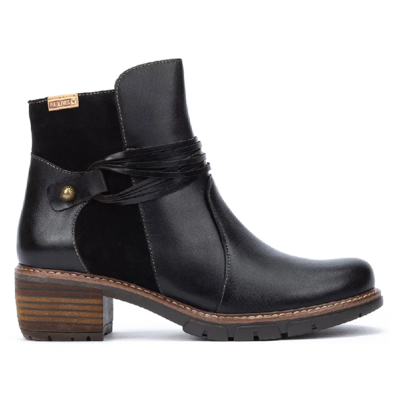 Pikolinos San Sebastian Black Leather Ankle Boot (Women's)