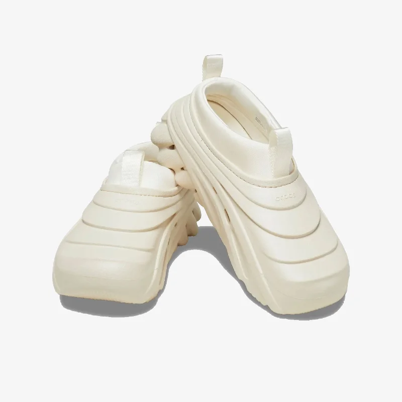 CROCS | ECHO STORM SNEAKER { BEIGE