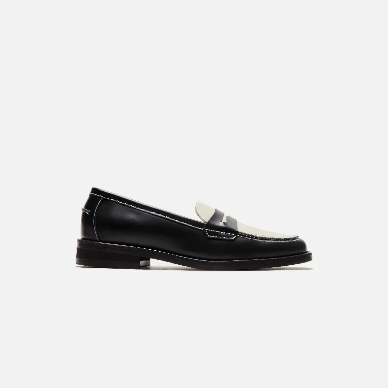 DUKE + DEXTER WMNS Wilde Penny Loafer - Black / White