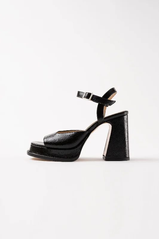 GRACIA - Black Wrinkled Patent Leather Platform Sandals