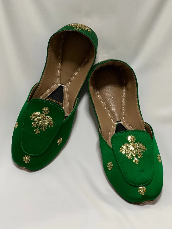 Green beauty loafers