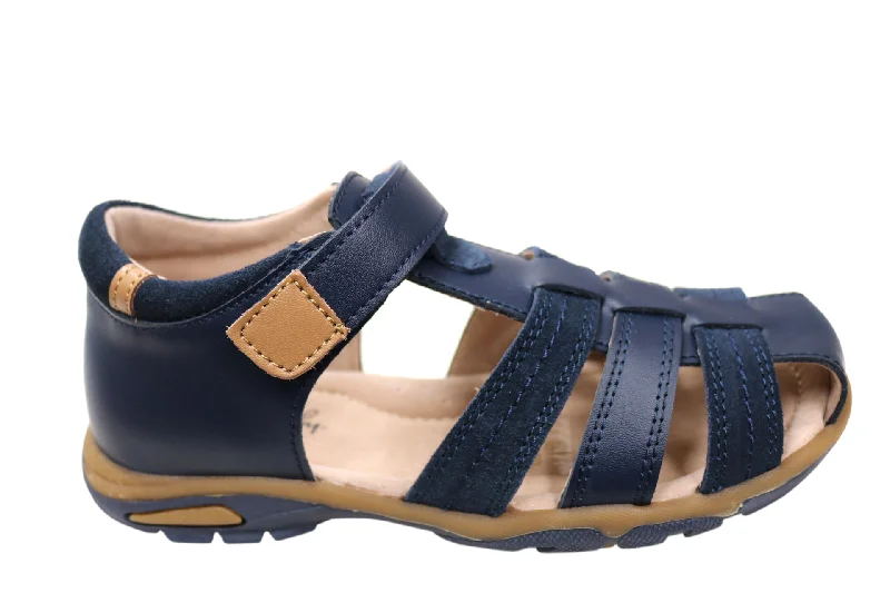 Grosby Aspin Junior & Older Kids Comfortable Leather Sandals