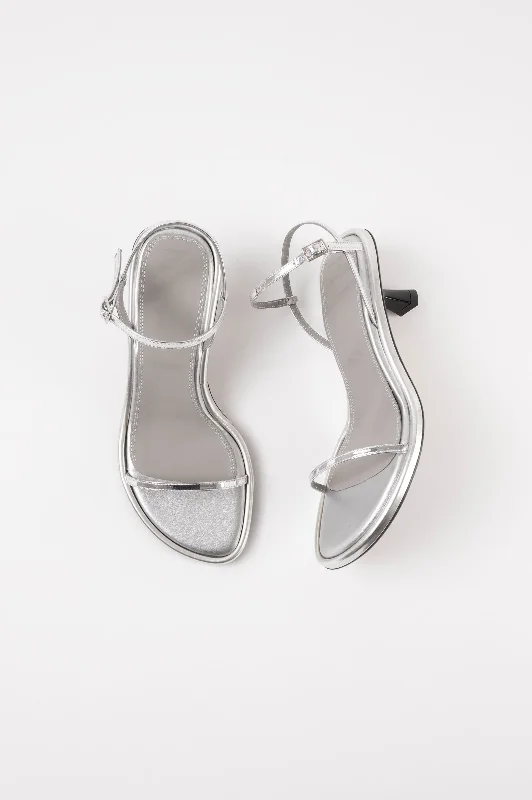 IVONE - Silver Patent Leather Sandals