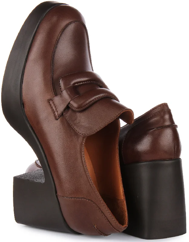 Nyra Heel Loafer Shoes In Brown