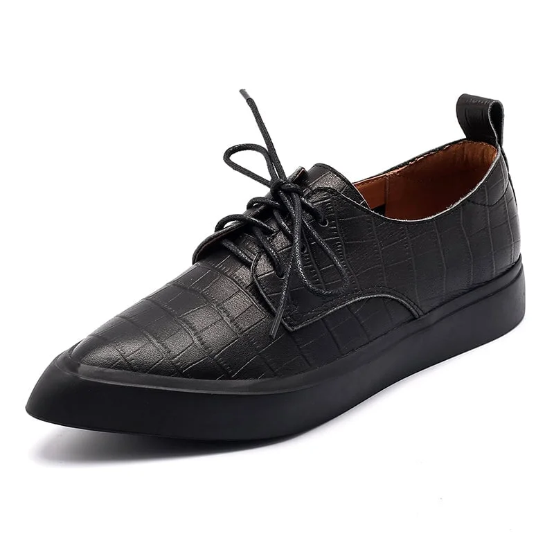 Handmade Leather Oxfords & Tie Shoes For Women in White/Black Point Toe Witch Style