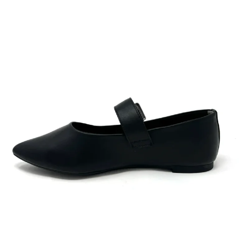 Spinning Around Flat in Black from BC Footwear